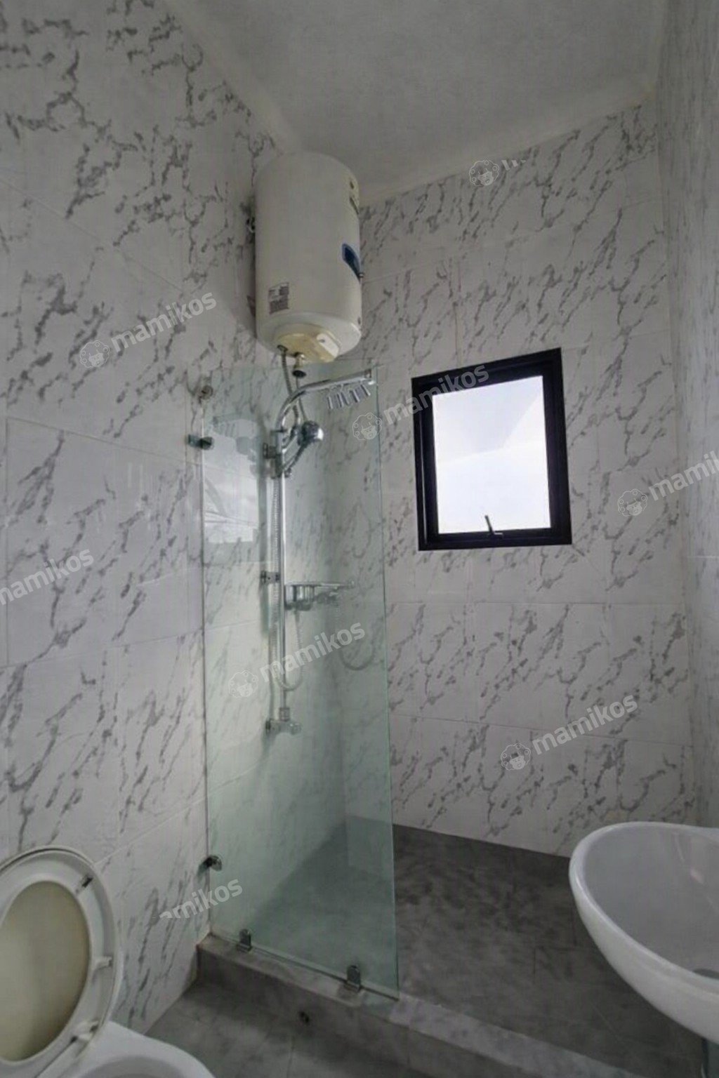Rumah Sertifikat SHM 6 Kamar Tidur 5 Kamar Mandi Kelapa Gading Jakarta Utara - Photo 3