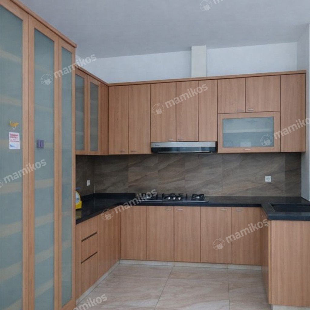 Rumah 5 Kamar Tidur 2 Kamar Mandi 2 Lantai Puri Indah Jakarta Barat - Photo 5