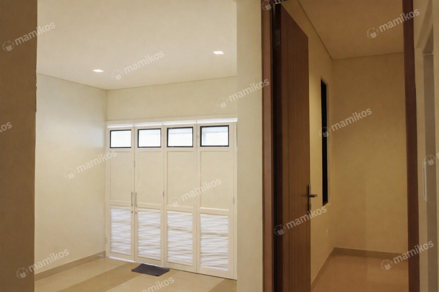 Rumah Sertifikat SHM 5 Kamar Tidur 3 Kamar Mandi Sunter Jakarta Utara - Photo 2