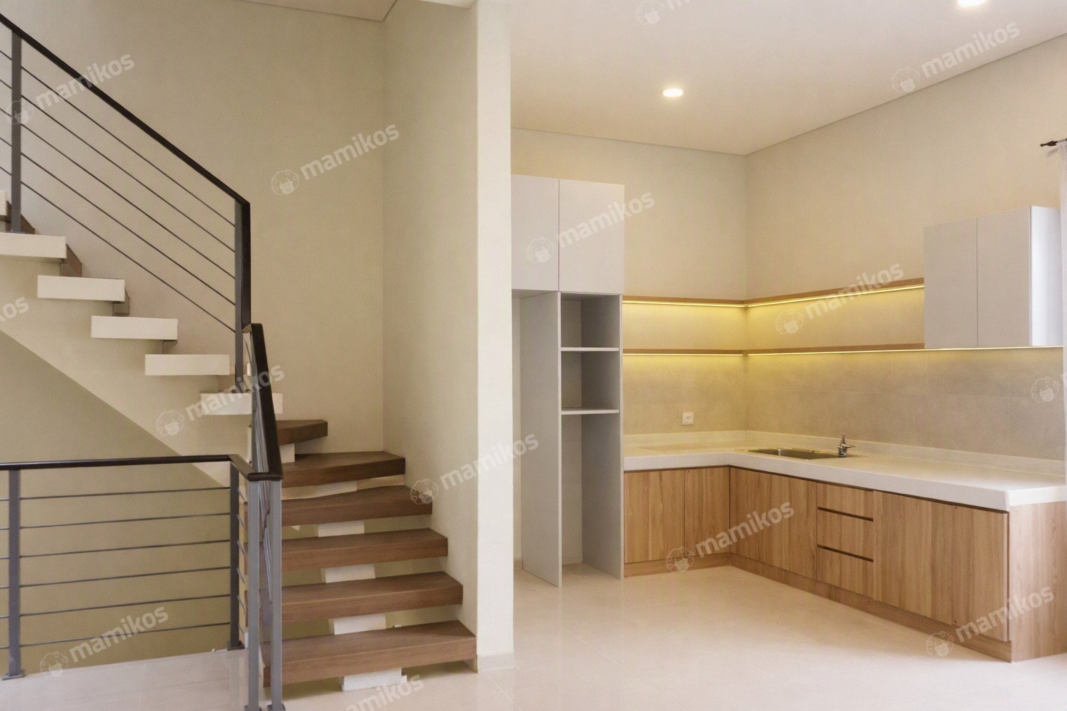 Rumah Sertifikat SHM 5 Kamar Tidur 3 Kamar Mandi Sunter Jakarta Utara - Photo 3
