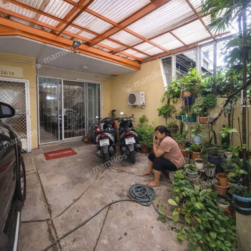 Rumah Sertifikat SHM 4 Kamar Tidur 3 Kamar Mandi Sunrise Garden Jakarta Barat - Photo 3