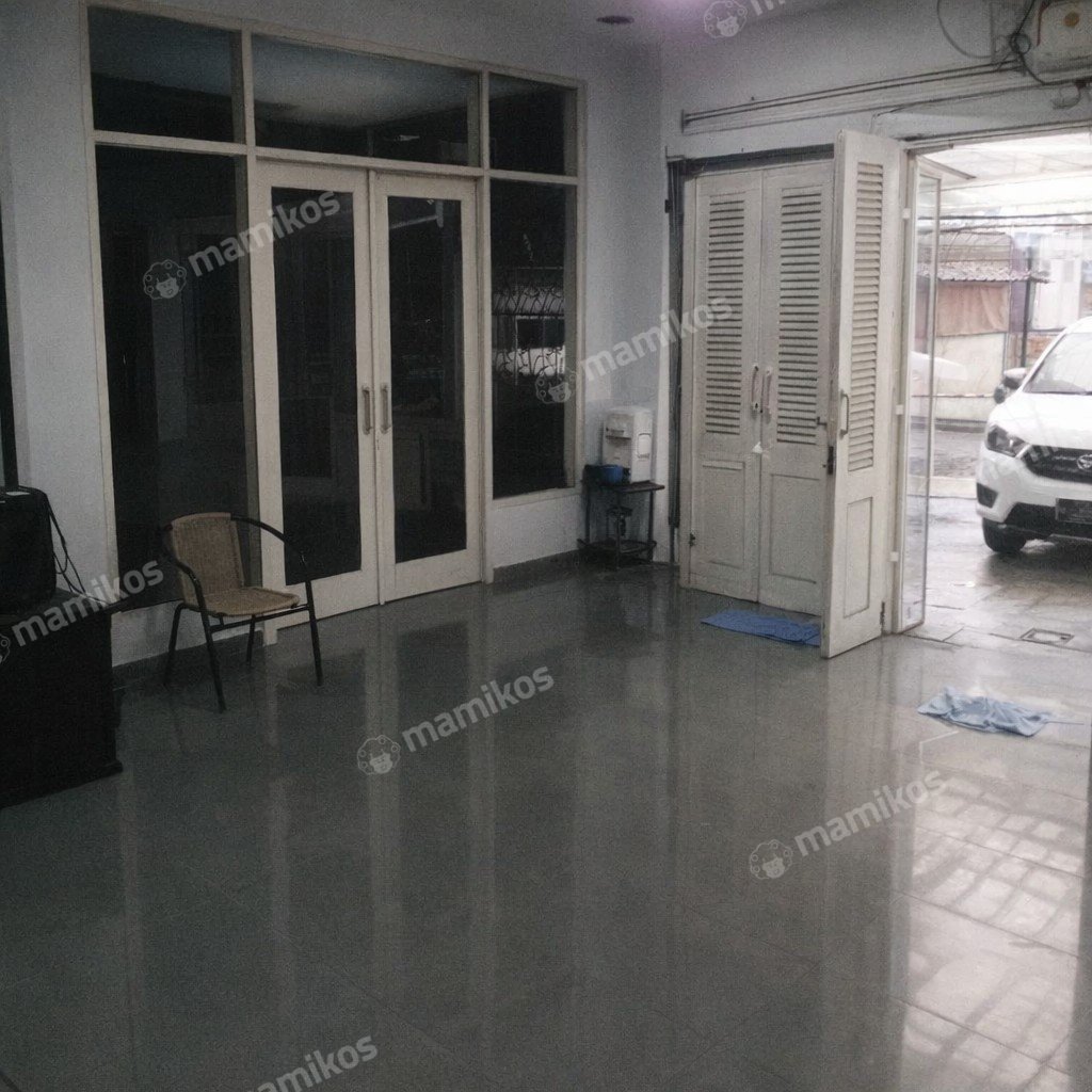 Rumah Sertifikat SHM 7 Kamar Tidur 5 Kamar Mandi Klender Jakarta Timur - Photo 4