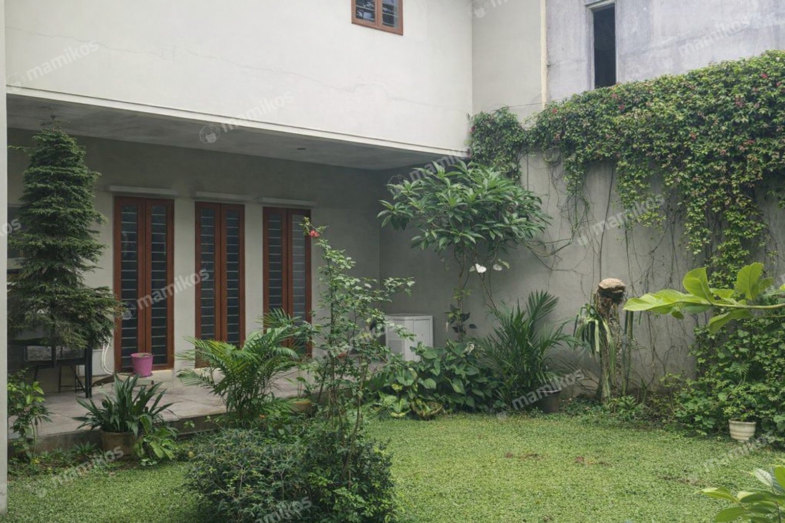 Rumah Sertifikat SHM 6 Kamar Tidur 5 Kamar Mandi Cilandak Jakarta Selatan