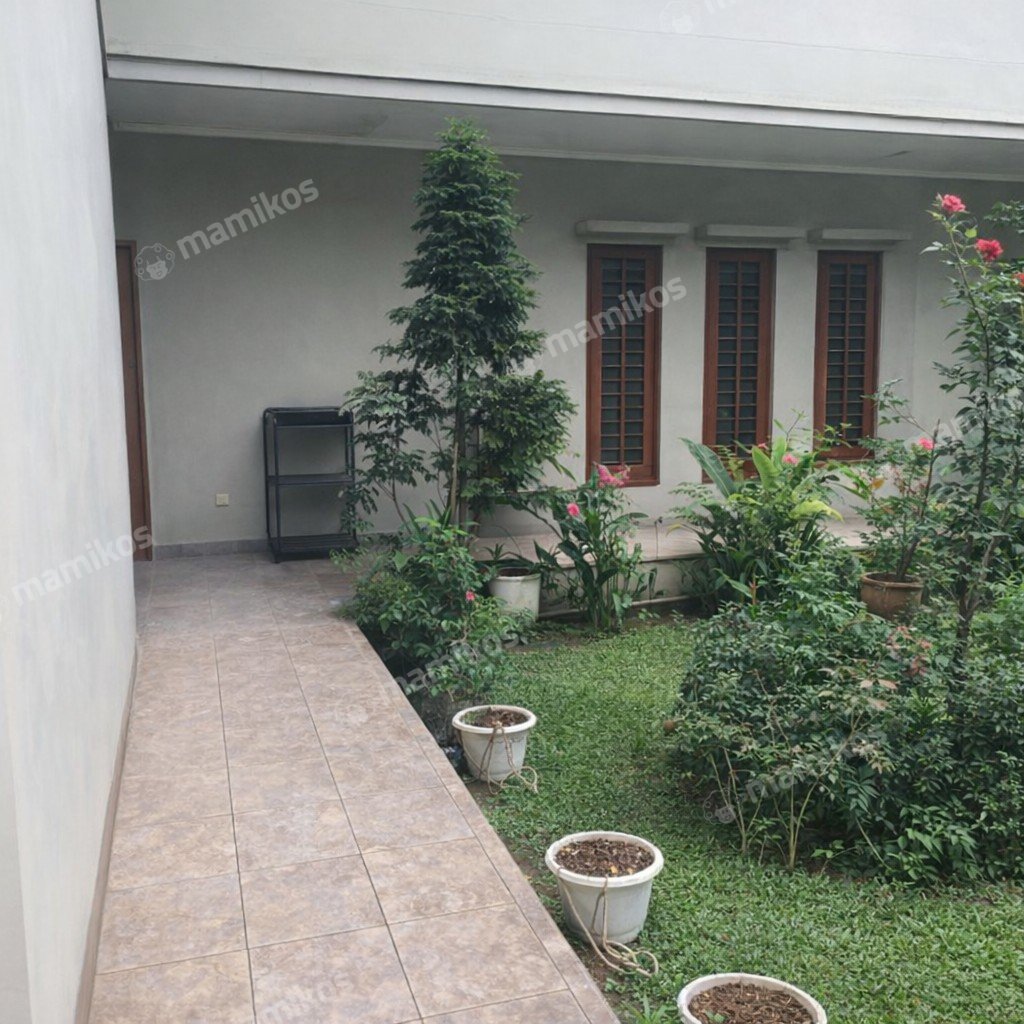 Rumah Sertifikat SHM 6 Kamar Tidur 5 Kamar Mandi Cilandak Jakarta Selatan - Photo 2