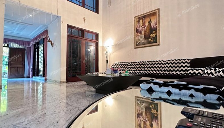 Rumah 4KT 4KM Menteng Jakarta Pusat