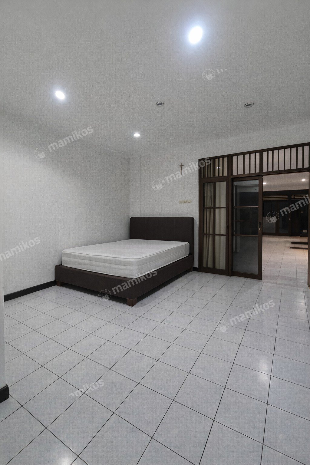 Rumah Sertifikat SHM 5 Kamar Tidur 3 Kamar Mandi Pulomas Jakarta Timur - Photo 5
