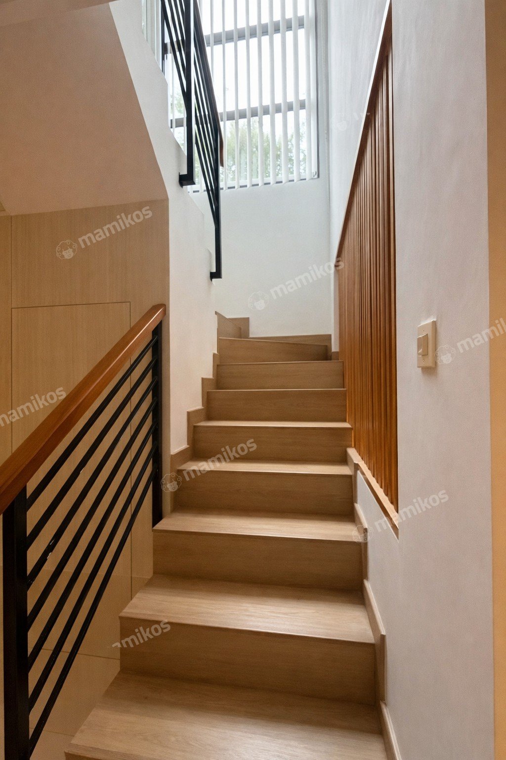 Rumah Sertifikat SHM 4 Kamar Tidur 4 Kamar Mandi Sunter Jakarta Utara - Photo 2