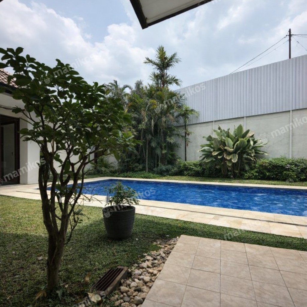 Rumah Sertifikat SHM 5 Kamar Tidur 5 Kamar Mandi Cipete Jakarta Selatan - Photo 4