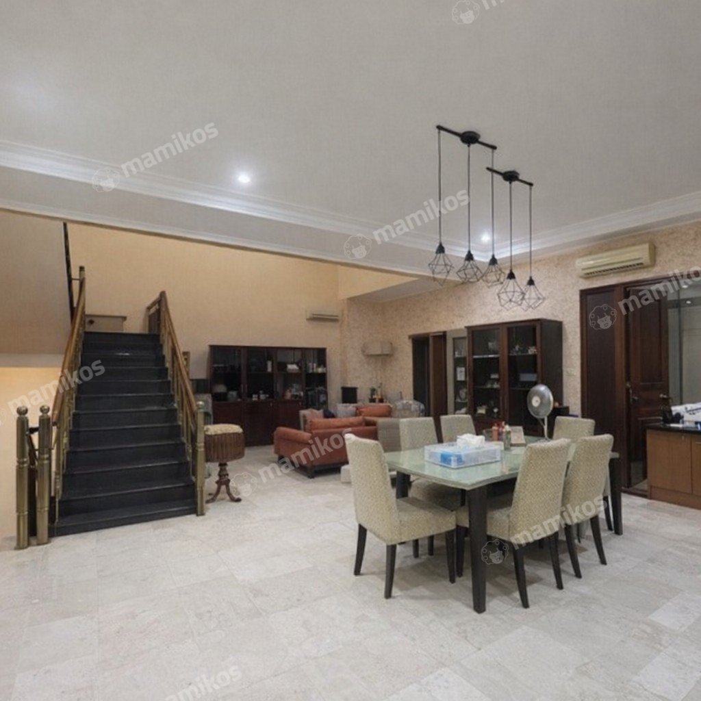 Rumah 5KT 5KM Permata Buana Jakarta Barat