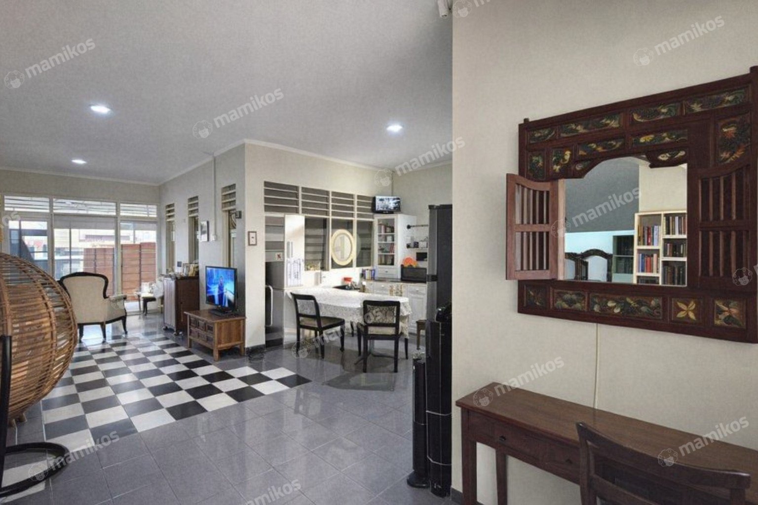 Rumah Sertifikat SHM 4 Kamar Tidur 2 Kamar Mandi Kebayoran Baru Jakarta Selatan