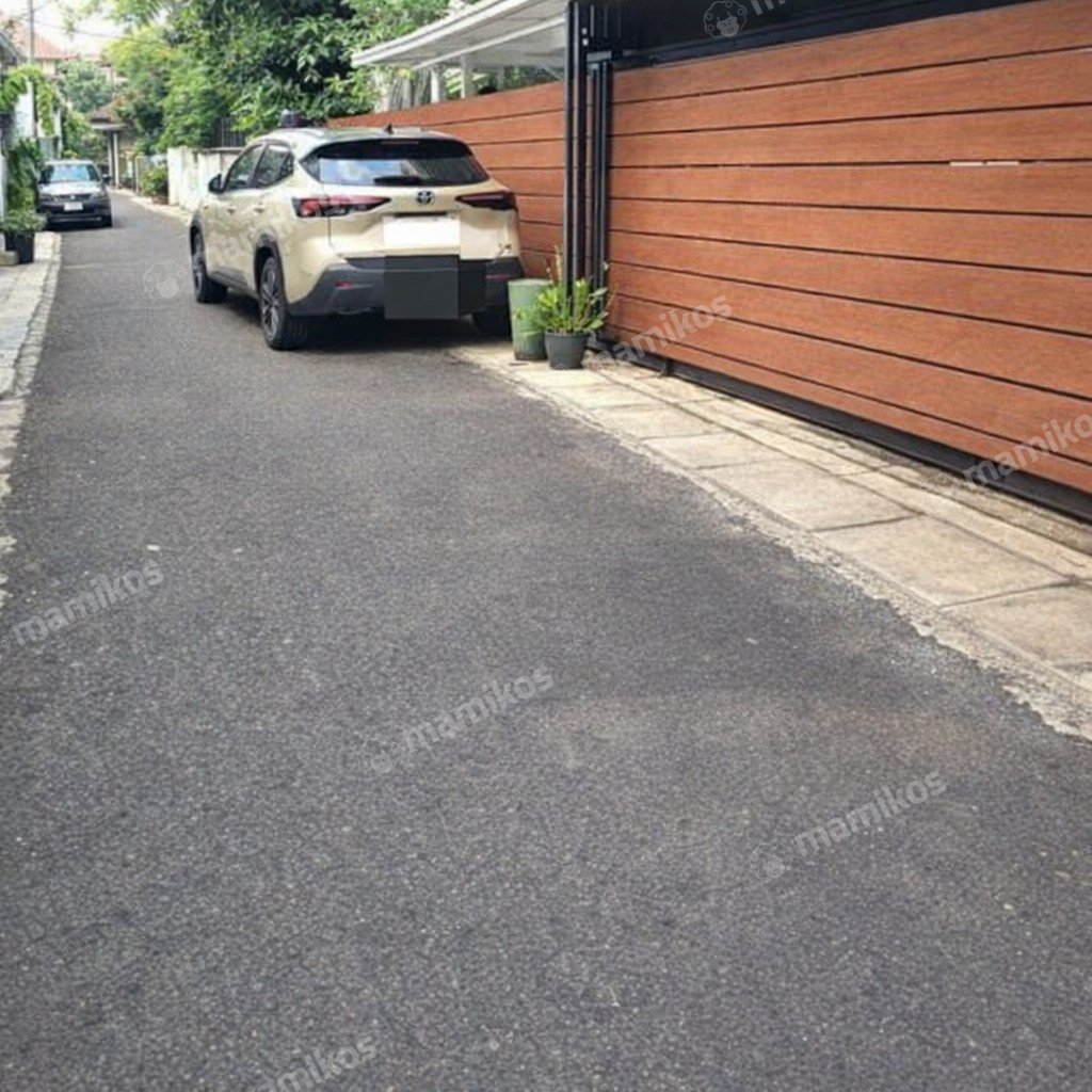 Rumah Sertifikat SHM 4 Kamar Tidur 2 Kamar Mandi Kebayoran Baru Jakarta Selatan - Photo 2