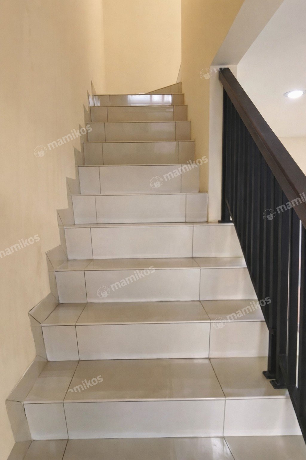 Rumah Sertifikat SHM 2 Kamar Tidur 2 Kamar Mandi Pantai Indah Kapuk Jakarta Utara - Photo 3