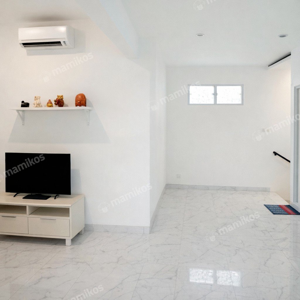 Rumah Sertifikat SHM 3 Kamar Tidur 3 Kamar Mandi Kalideres Jakarta Barat - Photo 2
