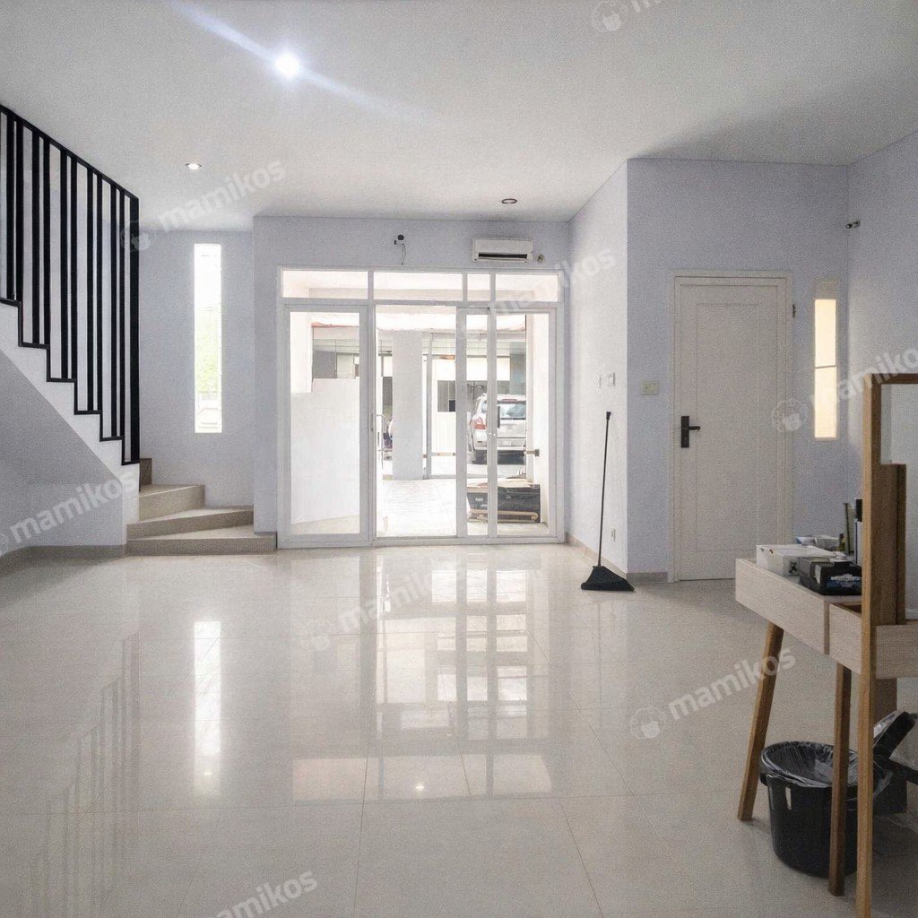 Rumah Sertifikat SHM 4 Kamar Tidur 3 Kamar Mandi Bambu Apus Jakarta Timur - Photo 3
