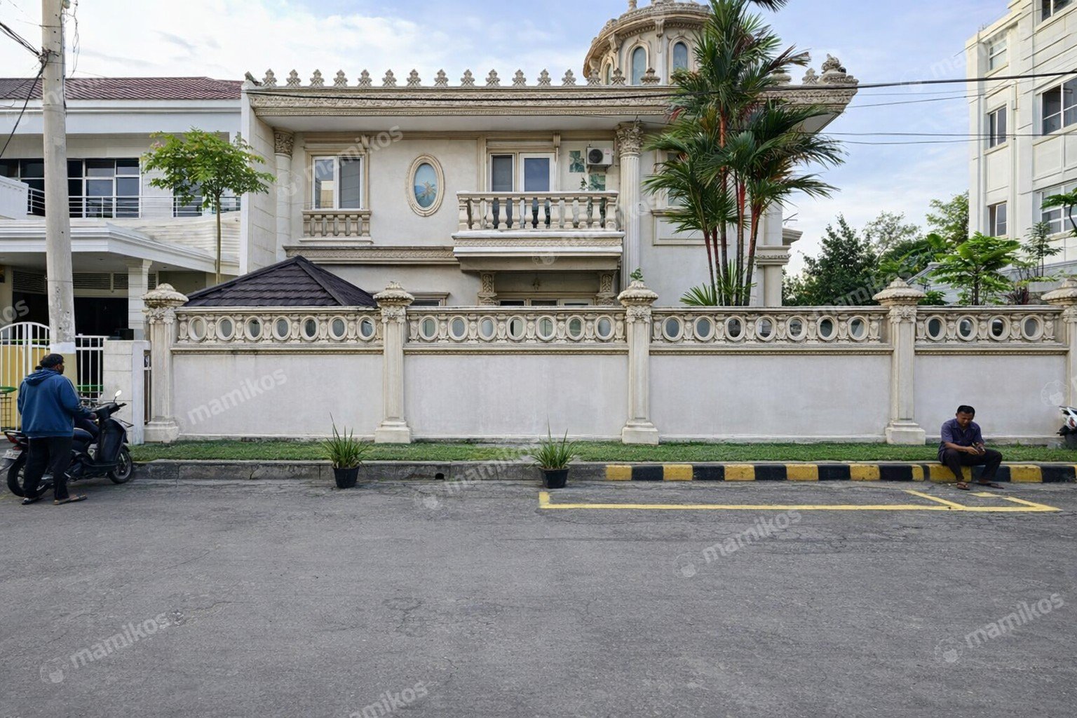 Rumah Sertifikat SHM 5 Kamar Tidur 2 Kamar Mandi Kelapa Gading Jakarta Utara