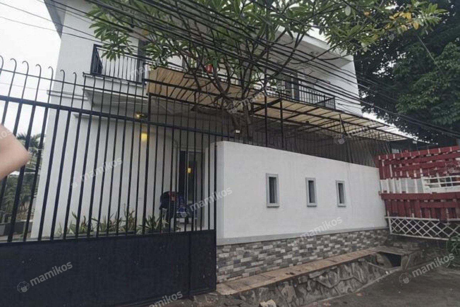 Rumah Sertifikat SHM 4 Kamar Tidur 3 Kamar Mandi Duri Kepa Jakarta Barat
