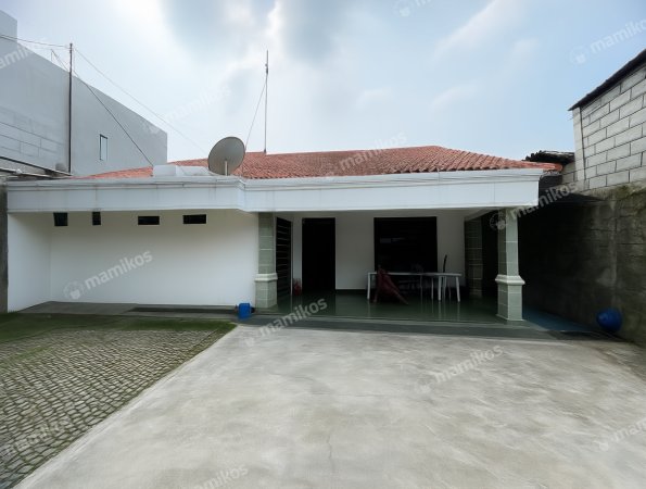 Rumah Sertifikat SHM 6 Kamar Tidur 2 Kamar Mandi Green Lake City Jakarta Barat - Photo 2