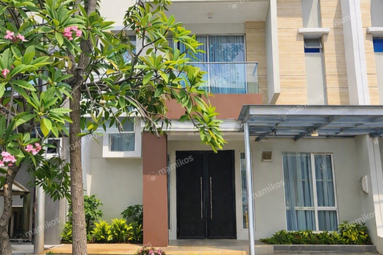 Rumah 3 Kamar Tidur 3 Kamar Mandi 2 Lantai Golf Island Jakarta Utara