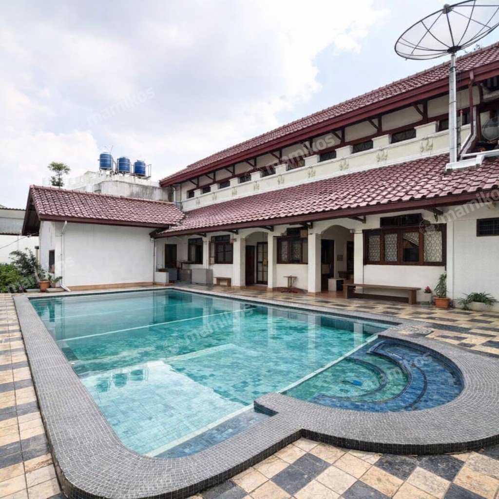 Rumah Sertifikat SHM 6 Kamar Tidur 3 Kamar Mandi Cilandak Jakarta Selatan - Photo 2