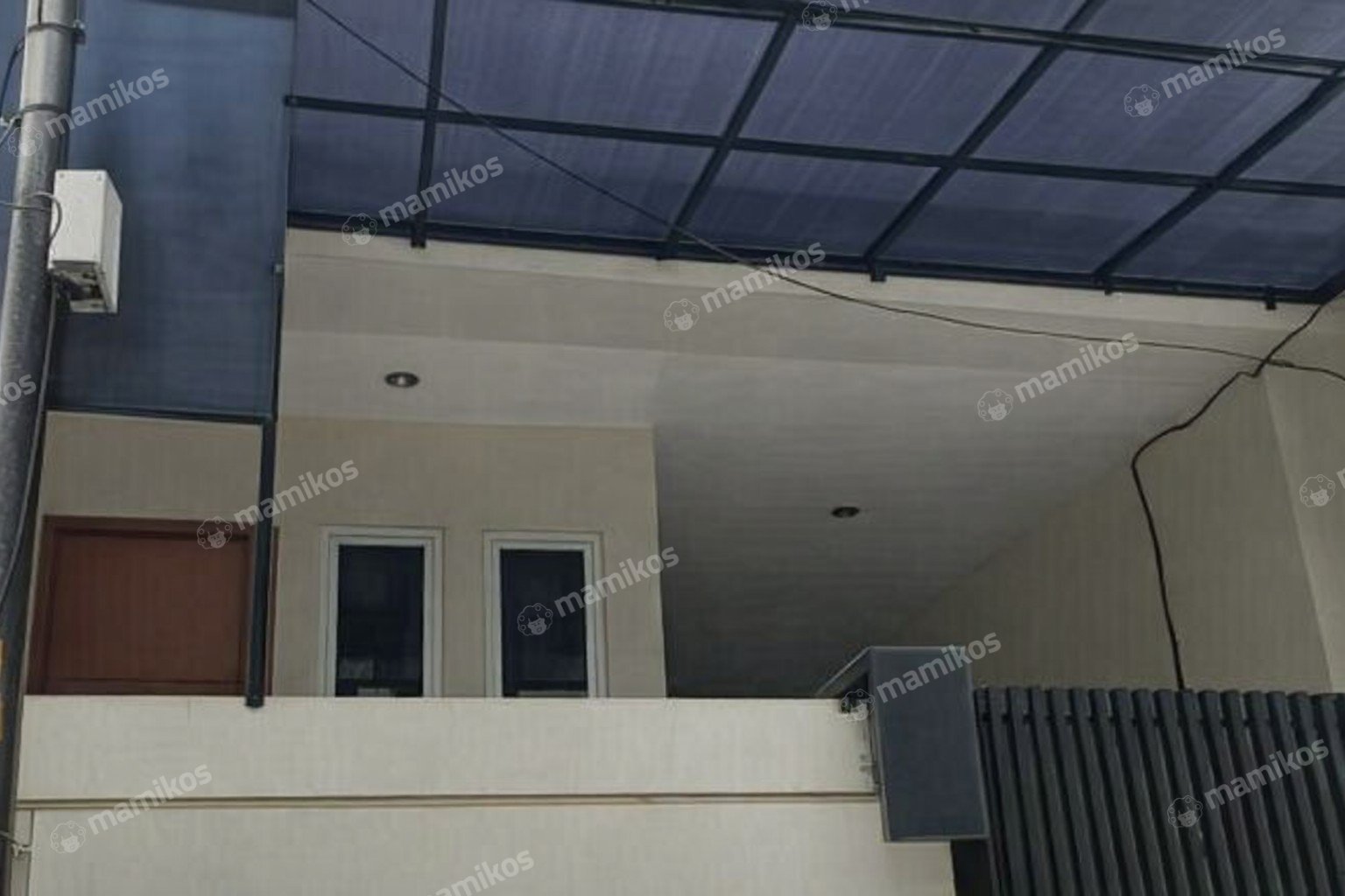 Rumah Sertifikat SHM 3 Kamar Tidur 3 Kamar Mandi Green Ville Jakarta Barat