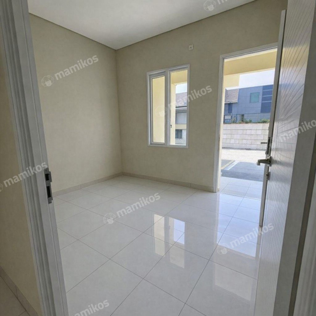Rumah Sertifikat SHM 4 Kamar Tidur 3 Kamar Mandi Taman Ratu Jakarta Barat - Photo 5