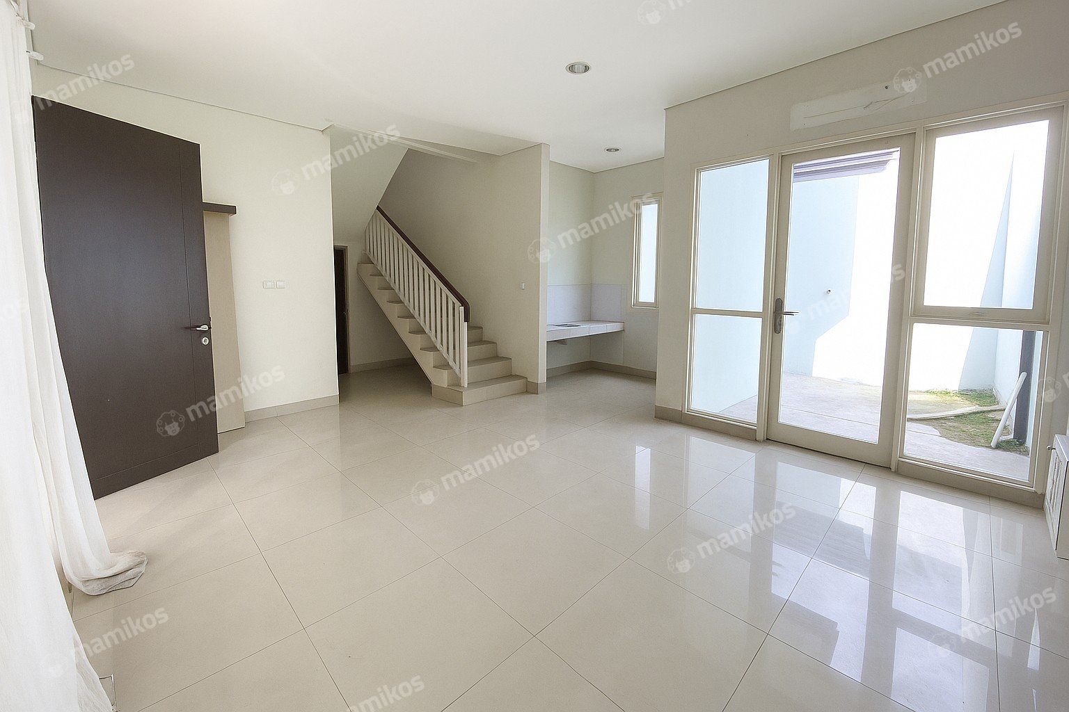 Rumah Sertifikat SHM 3 Kamar Tidur 3 Kamar Mandi Jakarta Garden City Jakarta Timur - Photo 2