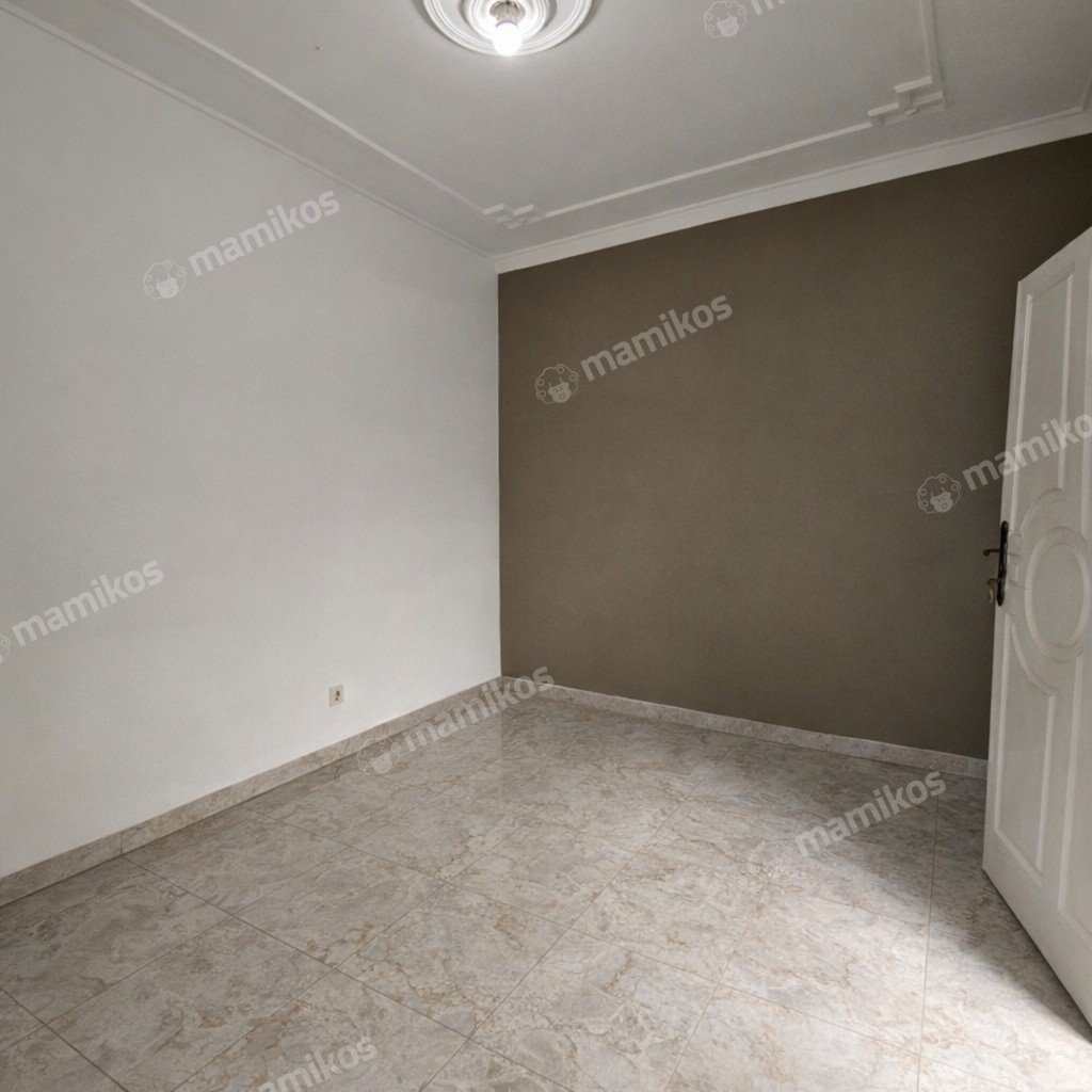Rumah Sertifikat SHM 3 Kamar Tidur 3 Kamar Mandi Permata Buana Jakarta Barat - Photo 2