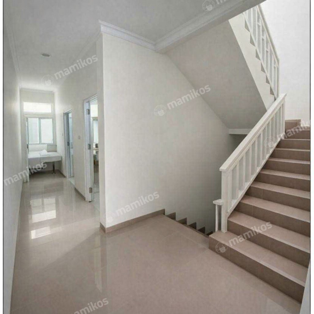 Rumah Sertifikat SHM 10 Kamar Tidur 10 Kamar Mandi Tanjung Duren Jakarta Barat - Photo 5