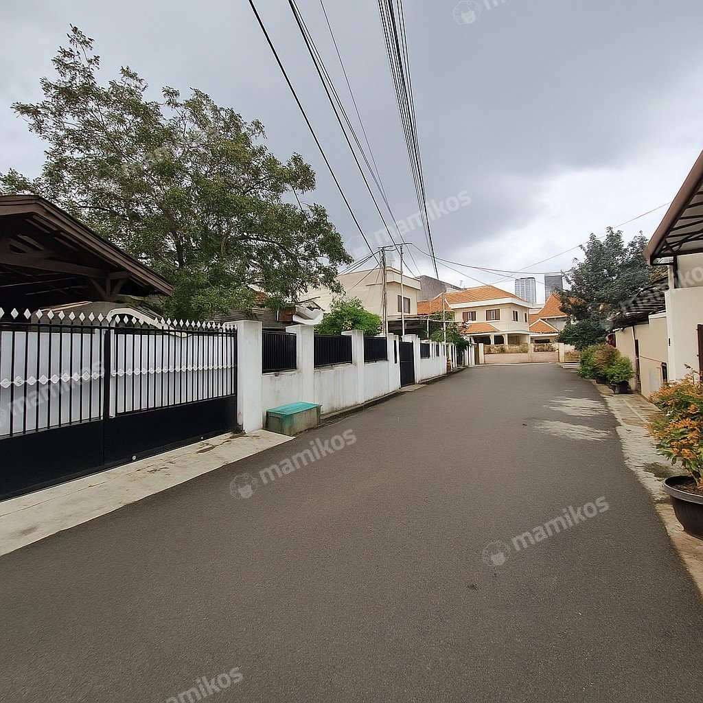 Rumah Sertifikat SHM 11 Kamar Tidur 4 Kamar Mandi Kemanggisan Jakarta Barat - Photo 3