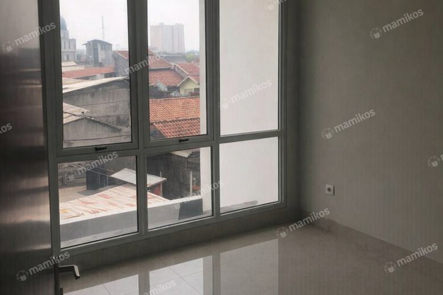 Rumah 4 Kamar Tidur 3 Kamar Mandi 2 Lantai Puri Mansion Jakarta Barat