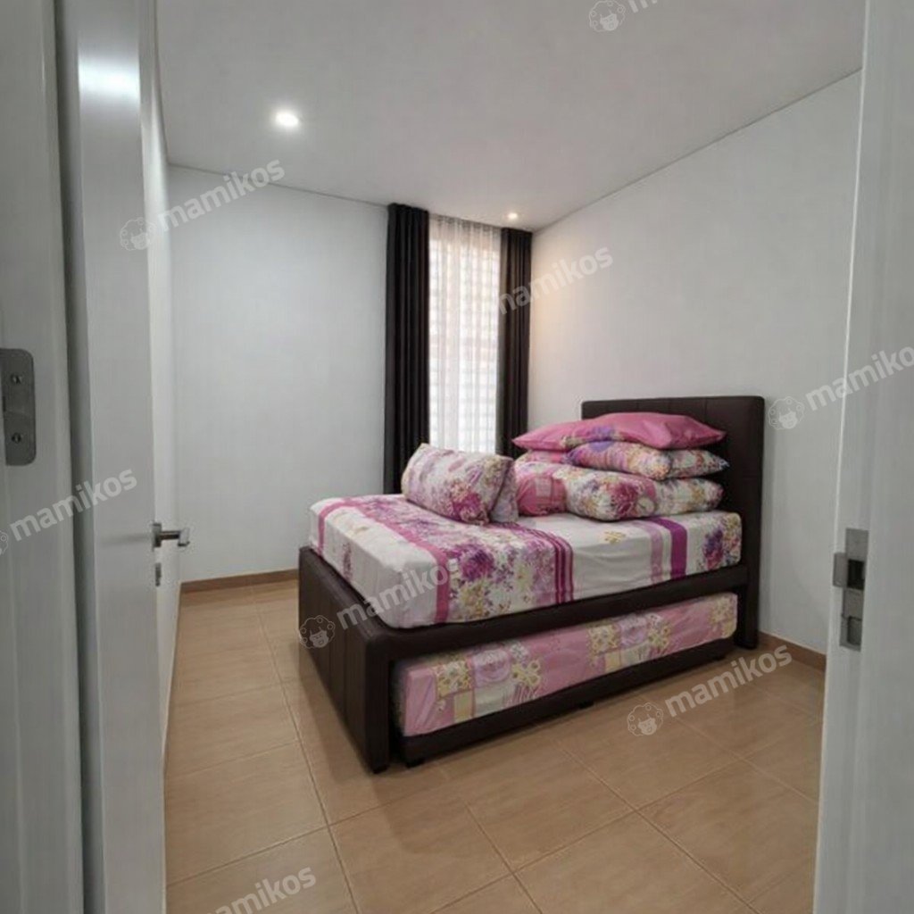 Rumah Sertifikat SHM 4 Kamar Tidur 3 Kamar Mandi Taman Ratu Jakarta Barat - Photo 5