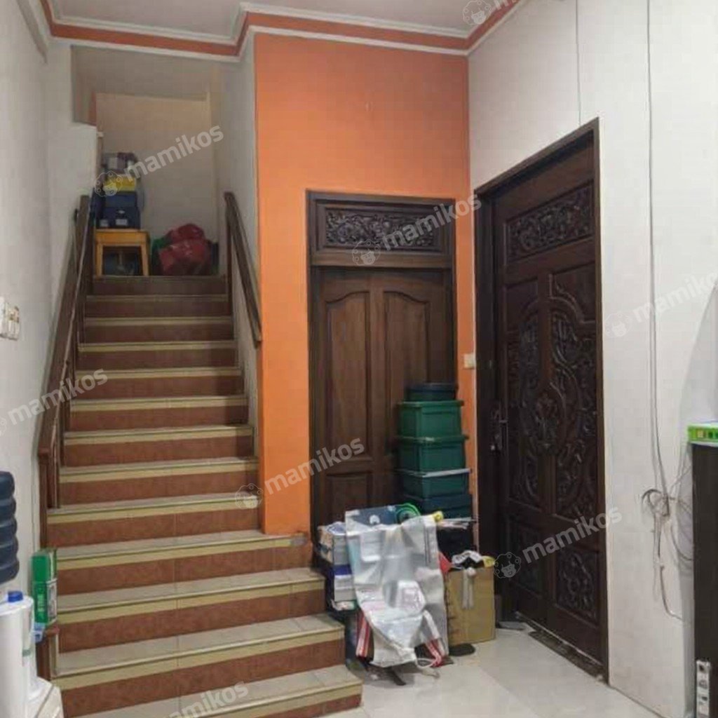 Rumah Sertifikat SHM 3 Kamar Tidur 3 Kamar Mandi Matraman Jakarta Timur - Photo 3