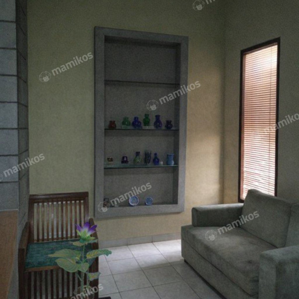 Rumah Sertifikat HGB 4 Kamar Tidur 4 Kamar Mandi Citra Grand Jakarta Timur - Photo 2