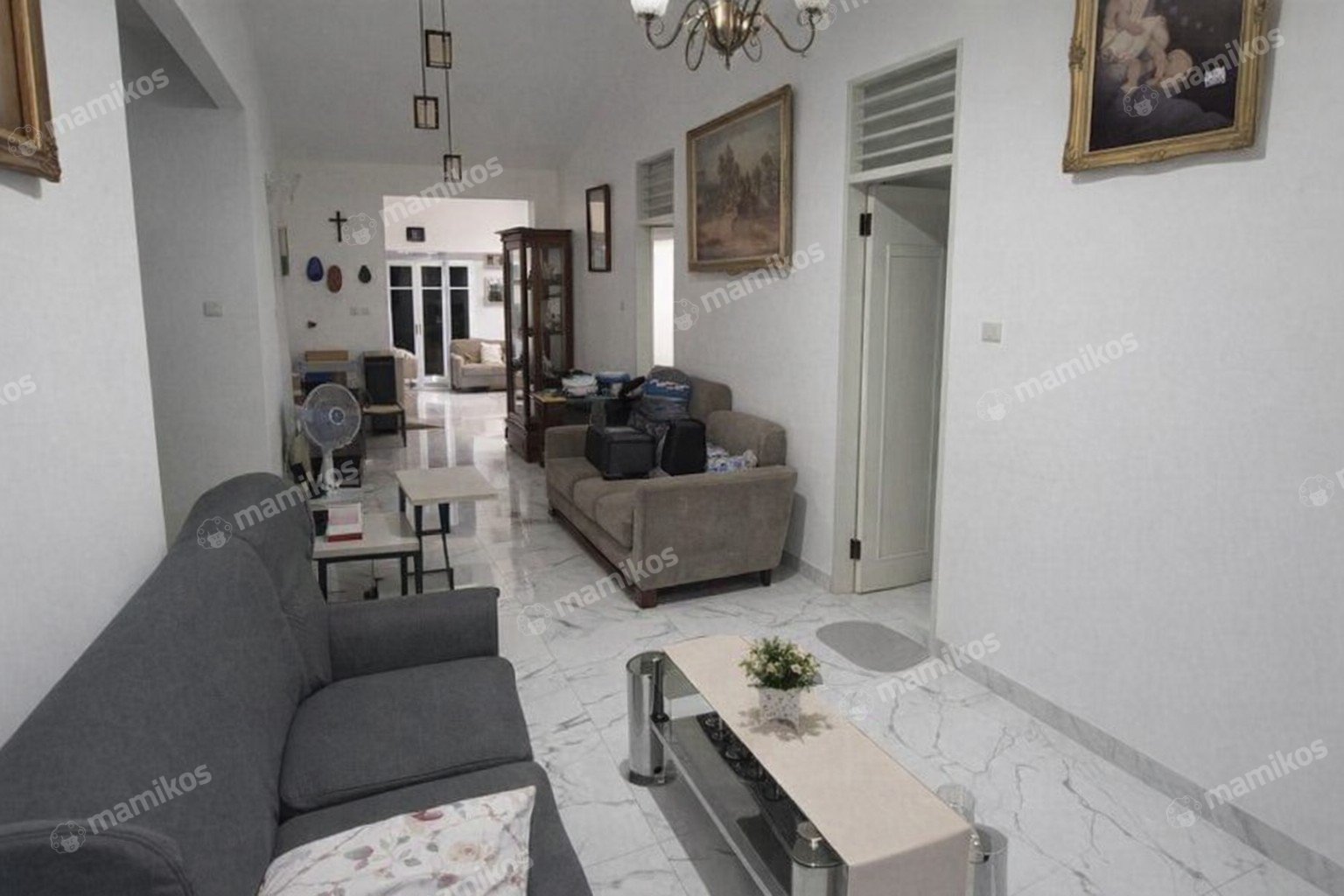 Rumah Sertifikat SHM 3 Kamar Tidur 3 Kamar Mandi Metland Puri Jakarta Barat