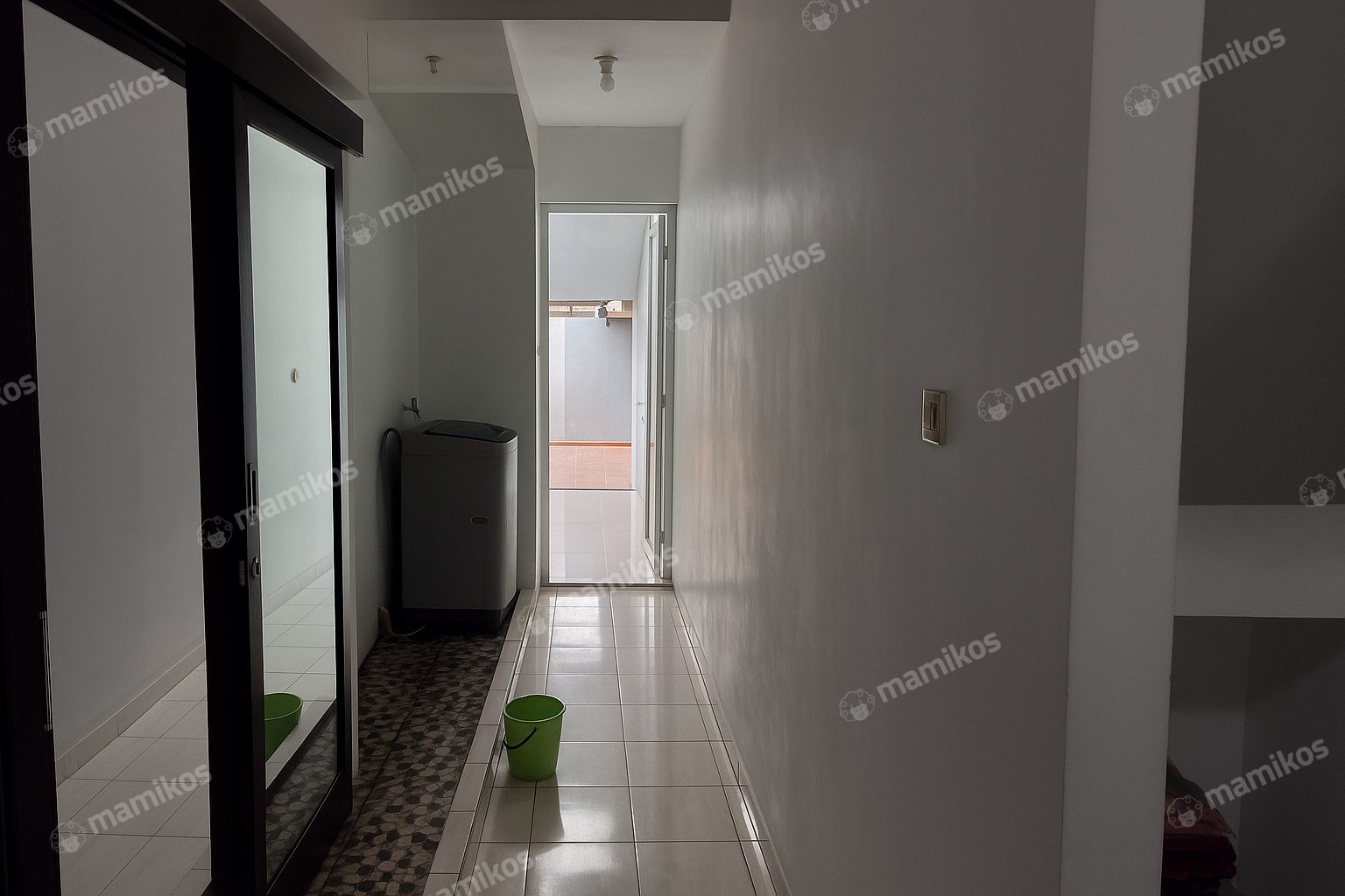 Rumah Sertifikat SHM 3 Kamar Tidur 3 Kamar Mandi Metland Puri Jakarta Barat - Photo 4