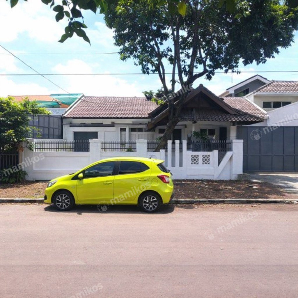 Rumah Sertifikat SHM 5 Kamar Tidur 4 Kamar Mandi Taman Surya Jakarta Barat - Photo 2