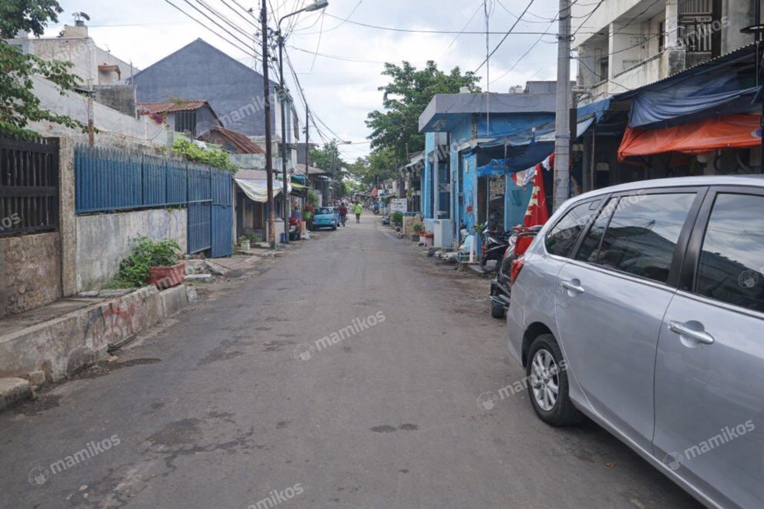 Rumah Sertifikat SHM 6 Kamar Tidur 3 Kamar Mandi Tamansari Jakarta Barat - Photo 2