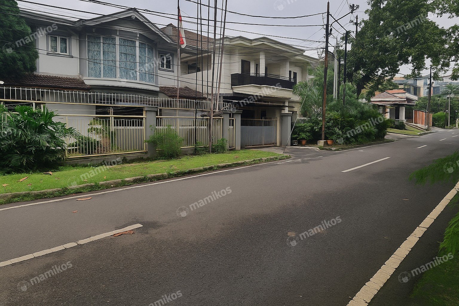 Rumah Sertifikat SHM 4 Kamar Tidur 3 Kamar Mandi Kayu Putih Jakarta Timur