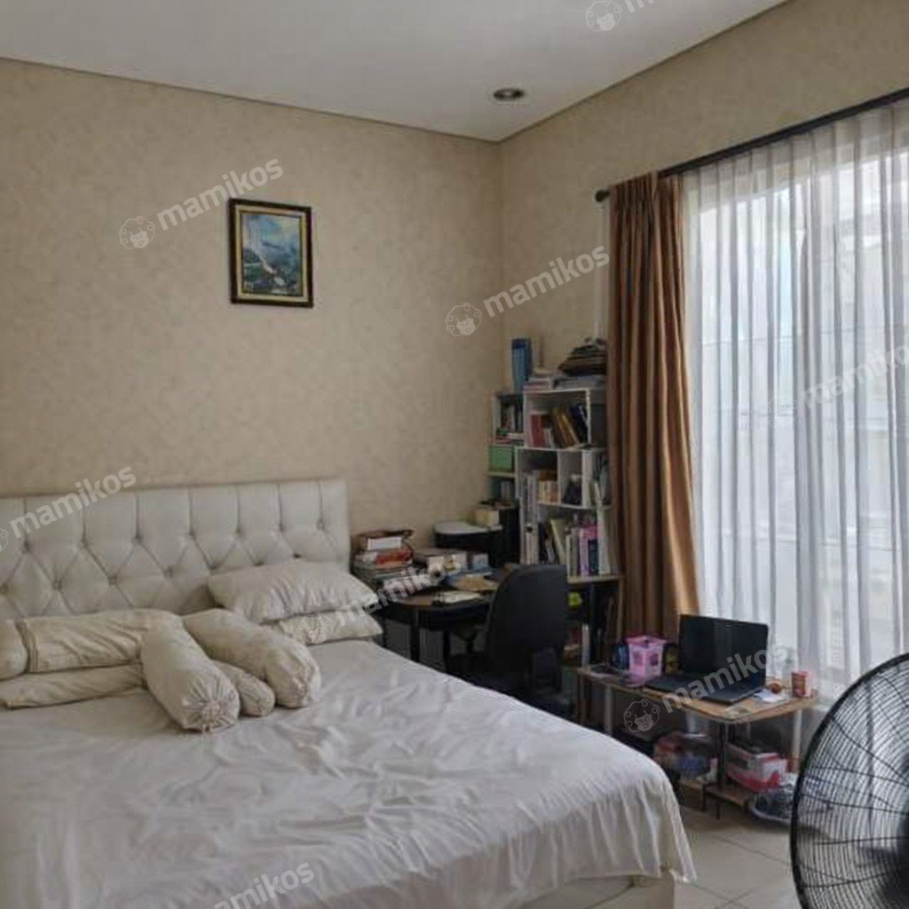 Rumah Sertifikat SHM 5 Kamar Tidur 4 Kamar Mandi Daan Mogot Jakarta Barat - Photo 3