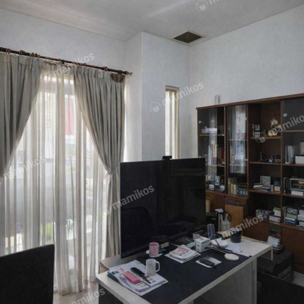 Rumah Sertifikat SHM 5 Kamar Tidur 4 Kamar Mandi Daan Mogot Jakarta Barat - Photo 4