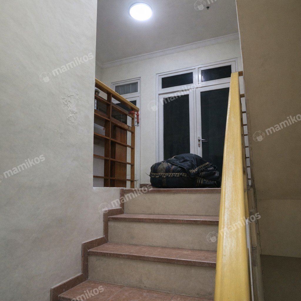 Rumah Sertifikat SHM 5 Kamar Tidur 4 Kamar Mandi Penjaringan Jakarta Utara - Photo 4