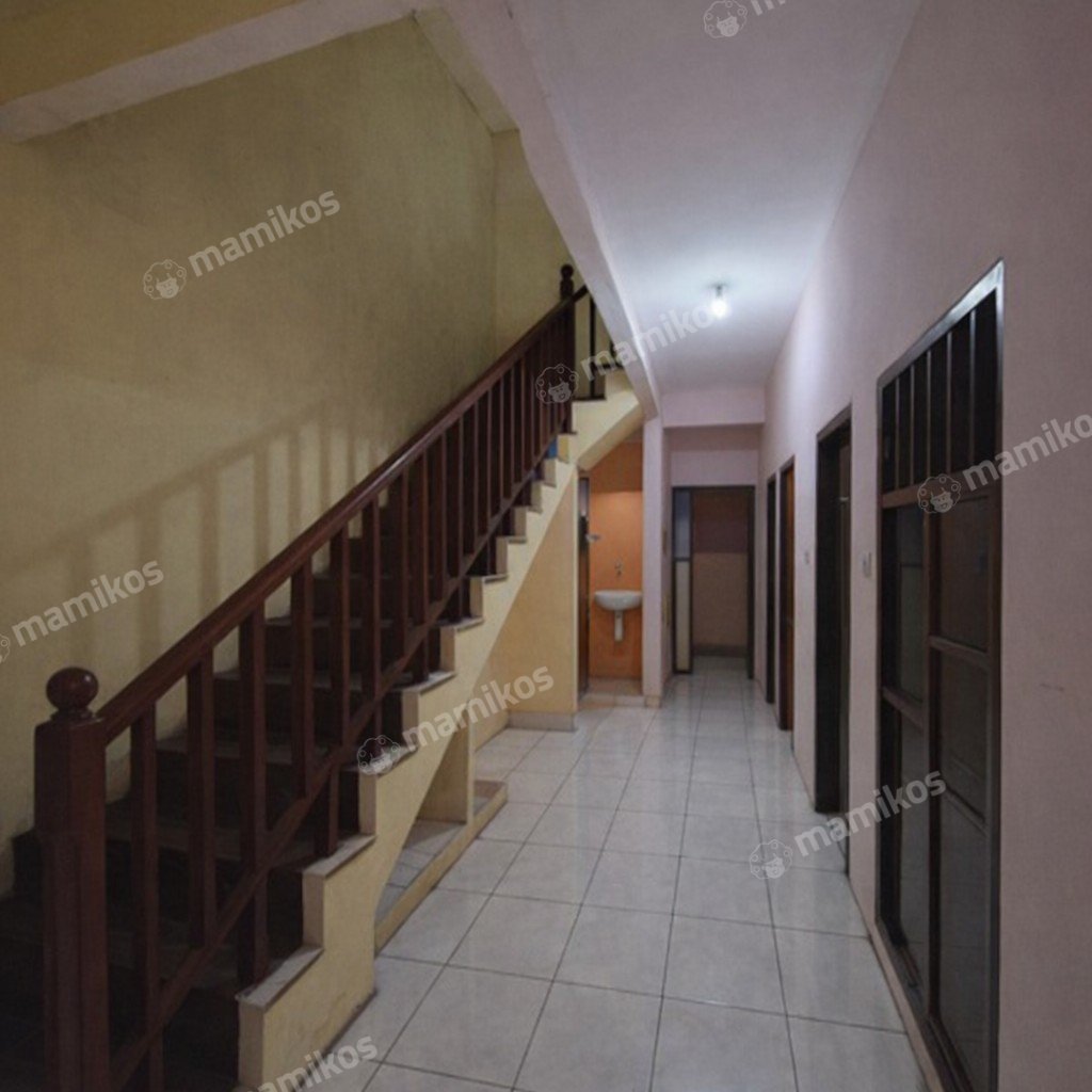 Rumah Sertifikat SHM 6 Kamar Tidur 2 Kamar Mandi Kelapa Gading Jakarta Utara - Photo 5