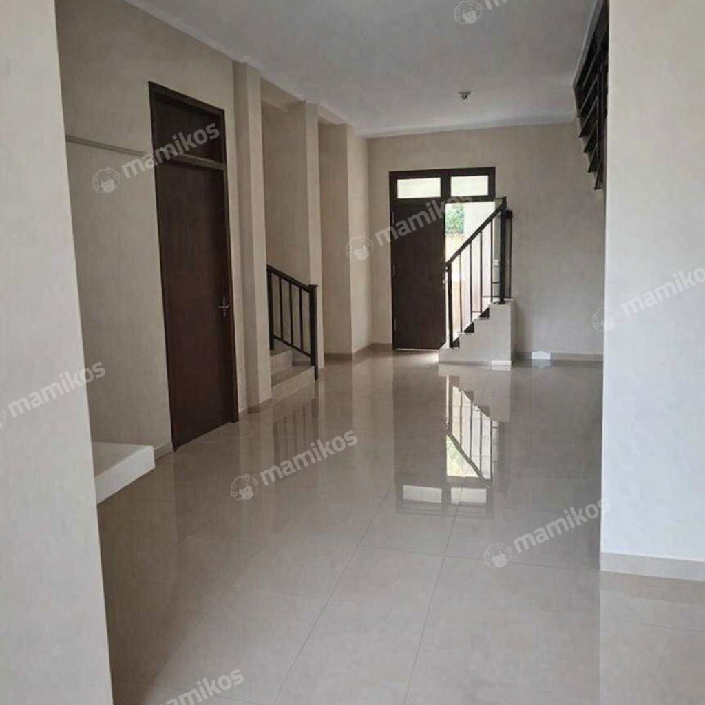 Rumah Sertifikat SHM 4 Kamar Tidur 3 Kamar Mandi Sunrise Garden Jakarta Barat - Photo 3