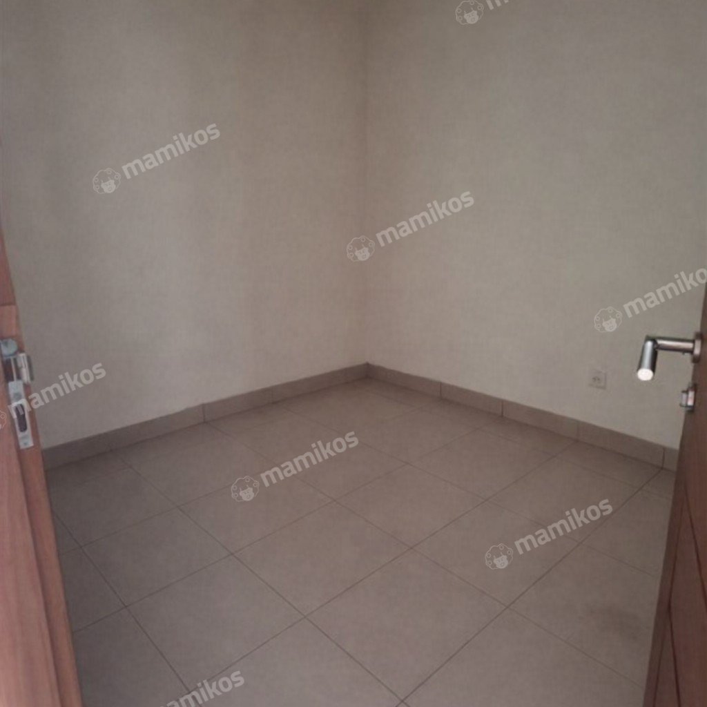 Rumah Sertifikat SHM 4 Kamar Tidur 3 Kamar Mandi Sunrise Garden Jakarta Barat - Photo 5