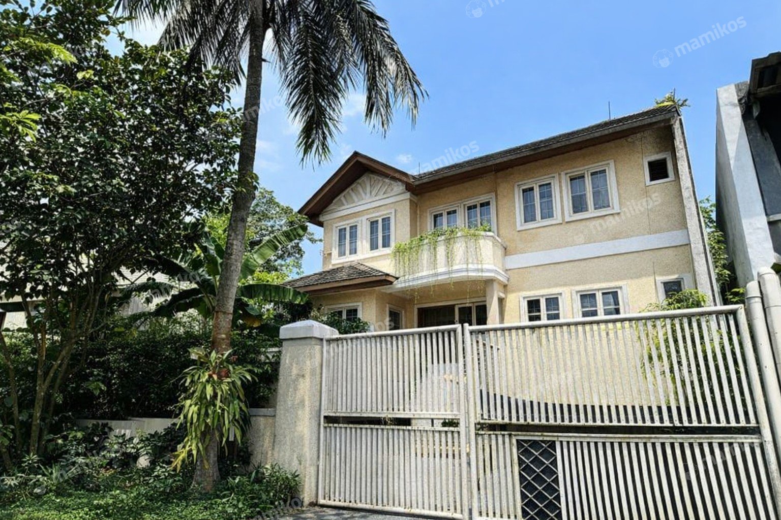 Rumah Sertifikat SHM 4 Kamar Tidur 5 Kamar Mandi Cirendeu Jakarta Selatan