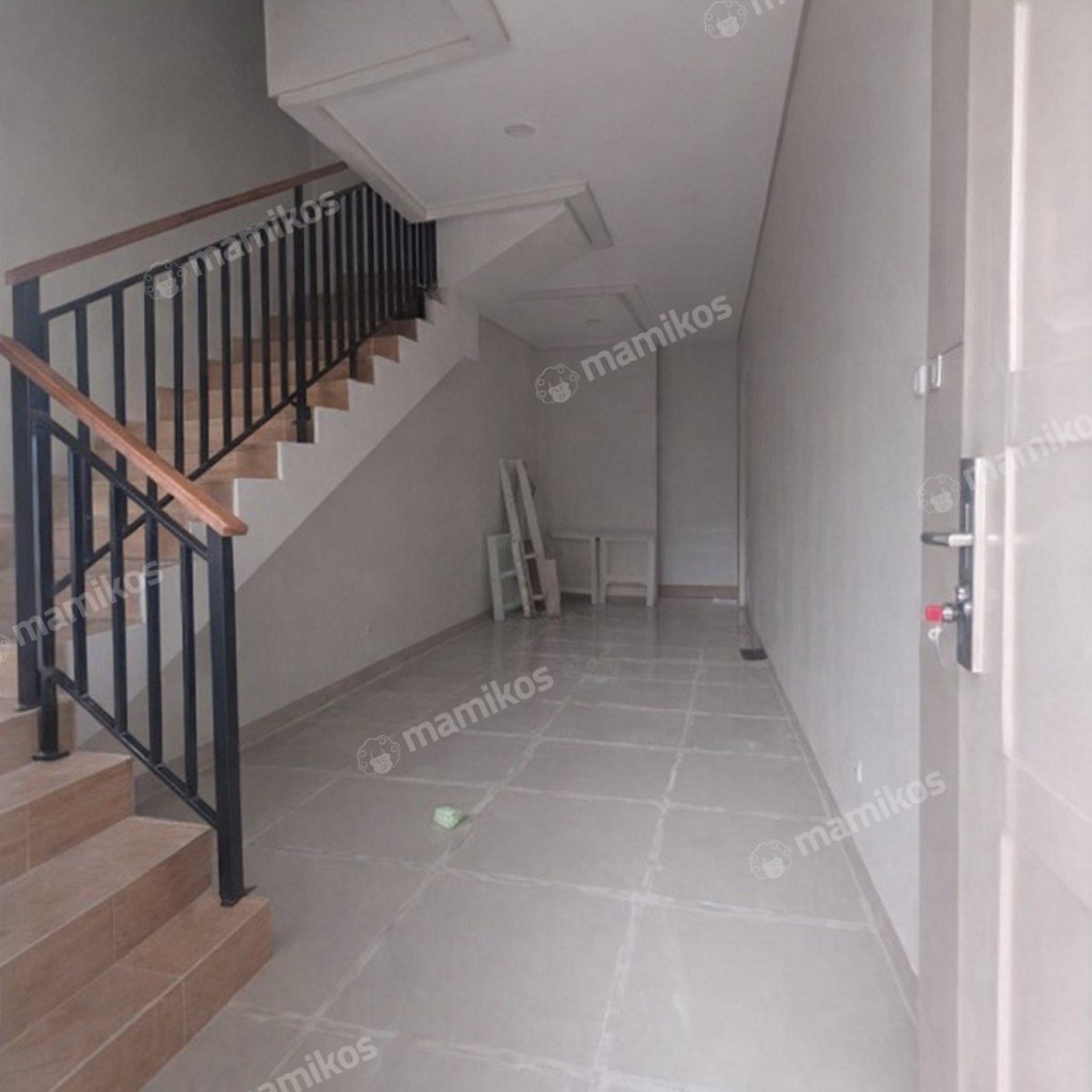 Rumah Sertifikat SHM 3 Kamar Tidur 3 Kamar Mandi Tomang Jakarta Barat - Photo 2