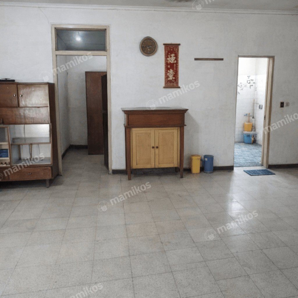 Rumah 5 Kamar Tidur 2 Kamar Mandi 2 Lantai Jatinegara Jakarta Timur - Photo 3