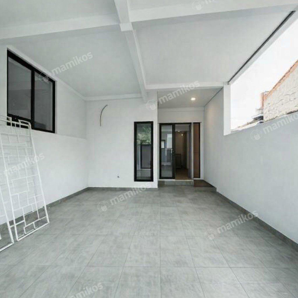 Rumah Sertifikat SHM 4 Kamar Tidur 3 Kamar Mandi Cirendeu Jakarta Selatan - Photo 3