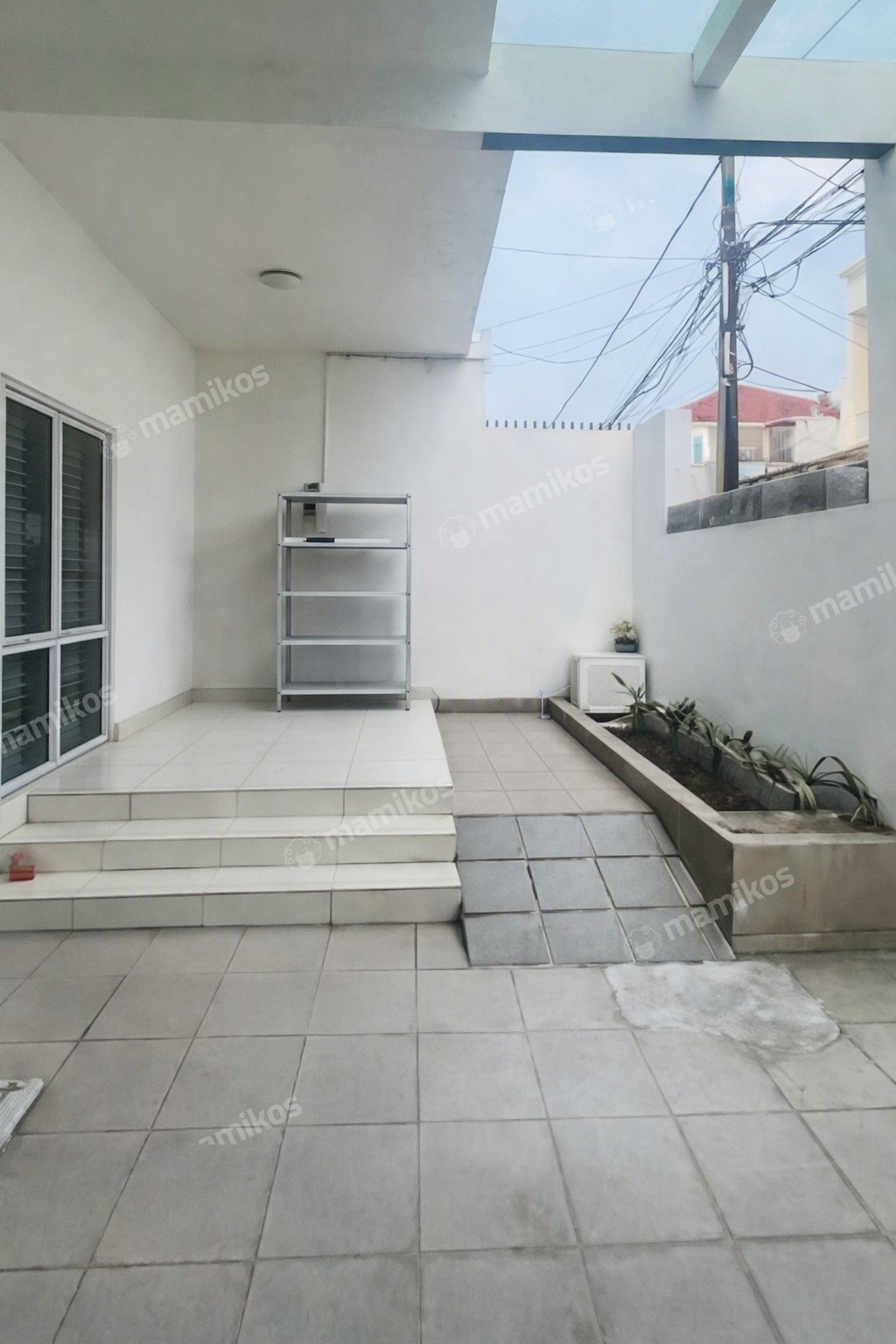 Rumah Sertifikat SHM 4 Kamar Tidur 4 Kamar Mandi Sunter Jakarta Utara - Photo 3