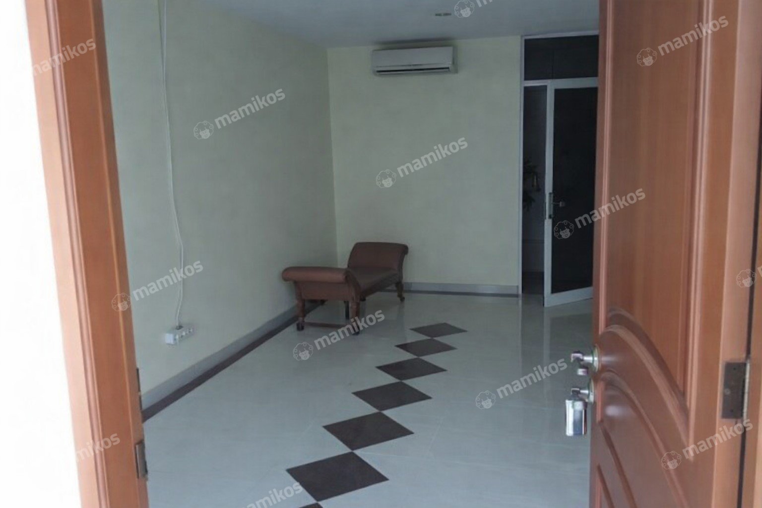 Rumah Sertifikat SHM 3 Kamar Tidur 2 Kamar Mandi Kelapa Gading Jakarta Utara - Photo 2